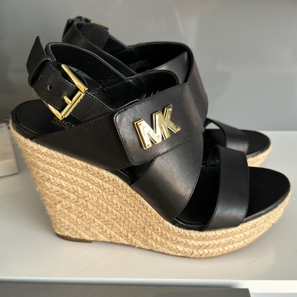 Michael Kors Platforms - Picture 6 of 6